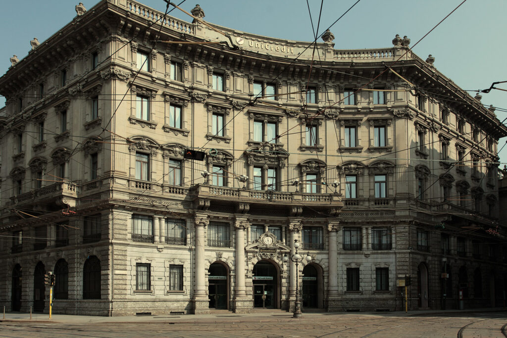 Sede storica Banca Unicredit Milano