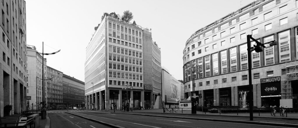 Piazza San Babila Milano